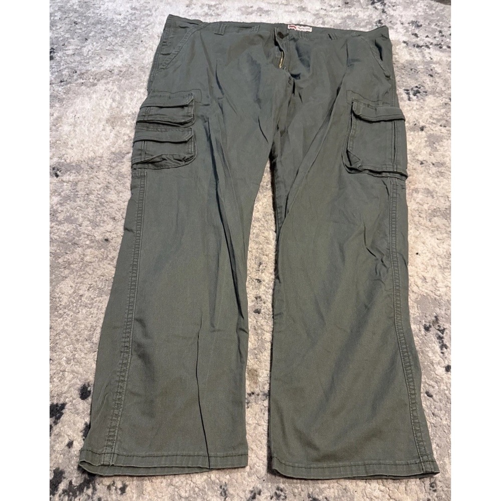 Wrangler cargo utility regular taper Pants olive green Size 44 X 30